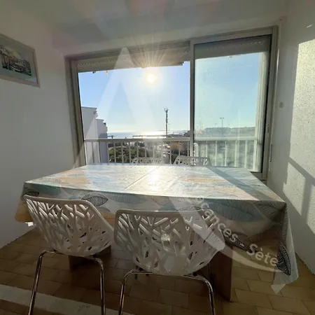 Avec Parking Et Vue *